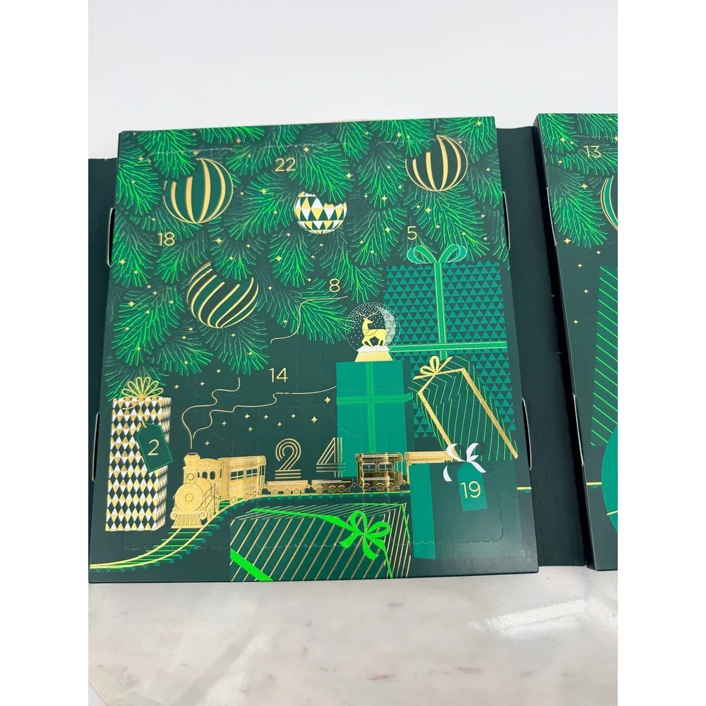 Palais des Thes 24 Days of Tea Advent Calendar Green Gold Holiday Sampler Gift